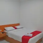 Reddoorz Near Gor Uny
