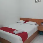 Reddoorz Near Gor Uny